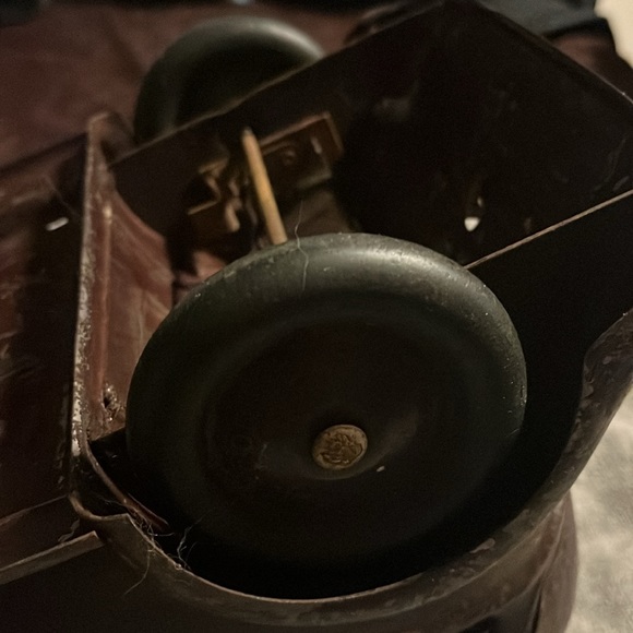 Old toy car. 19”x 8”x 7” Weight is around 5.5 pounds. Shipping is extra. - Picture 6 of 8